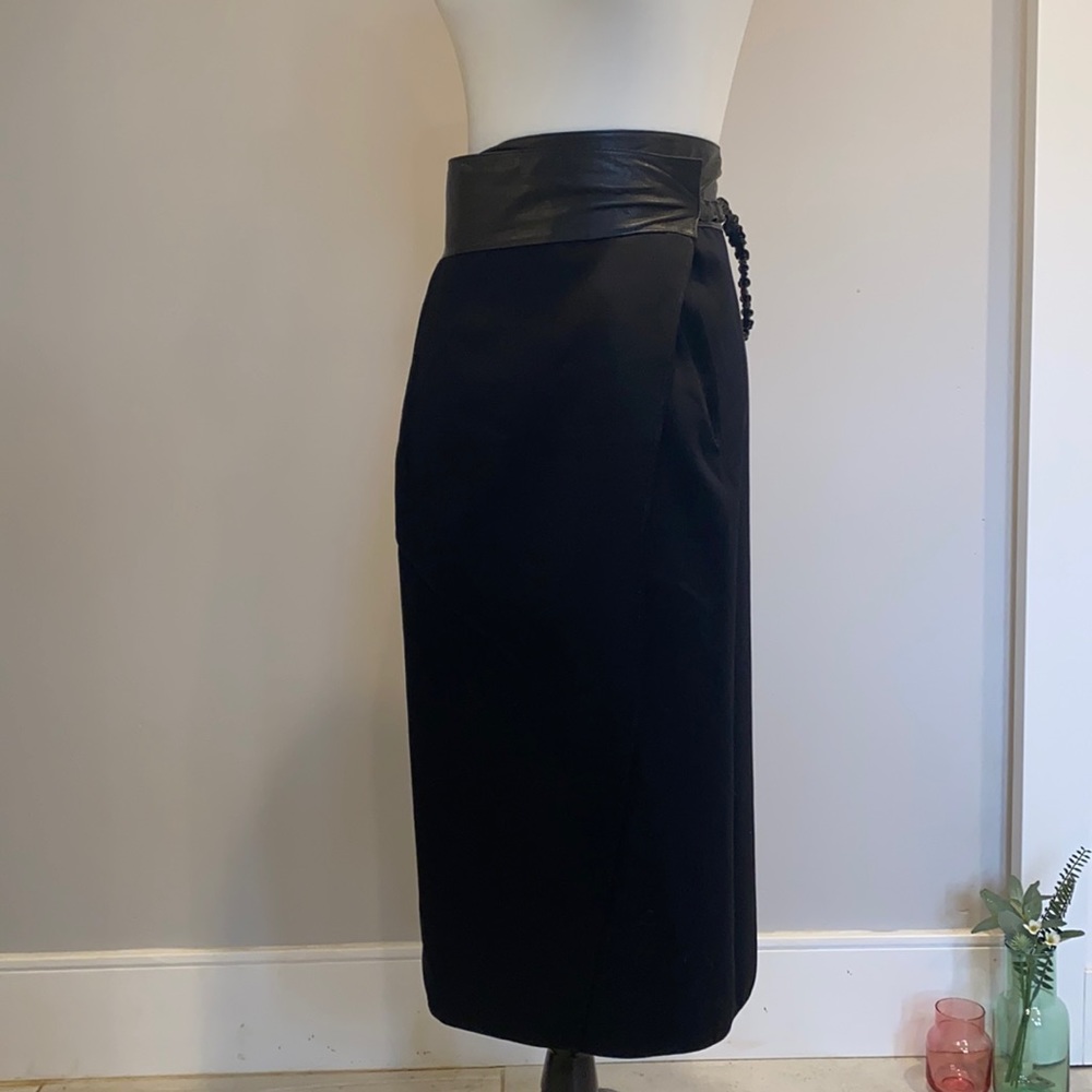 VINTAGE GIANNI VERSACE 100% WOOL & LEATHER PENCIL WRAP SKIRT